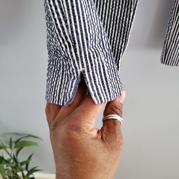 Ann Taylor Striped Seersucker Ankle Pants Size 14 - Picture 6 of 9